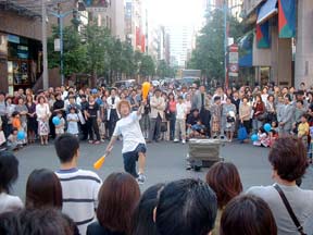 Ginza juggler